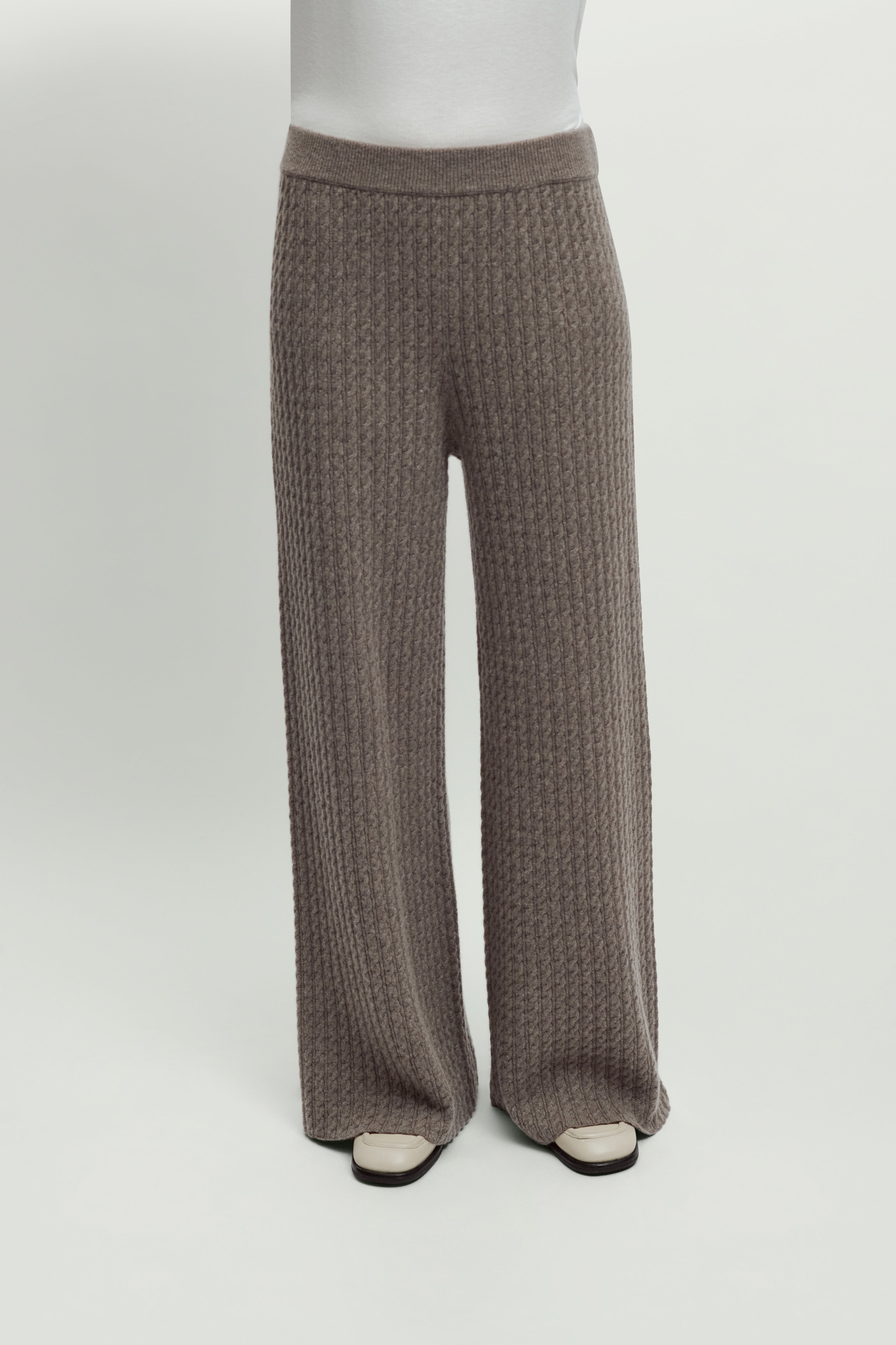 PANTALONE-RACHELE