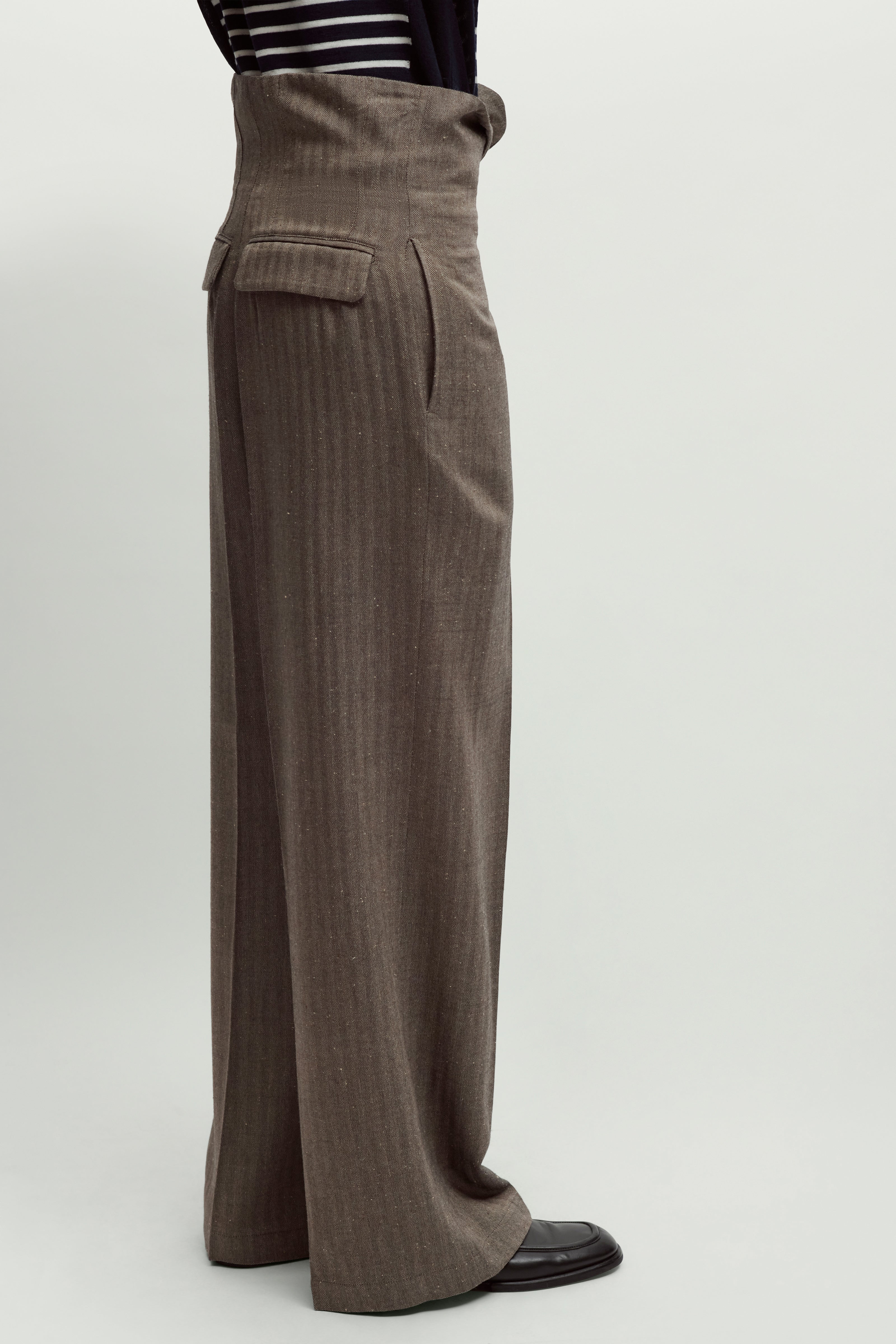 PANTALONE-MONTY