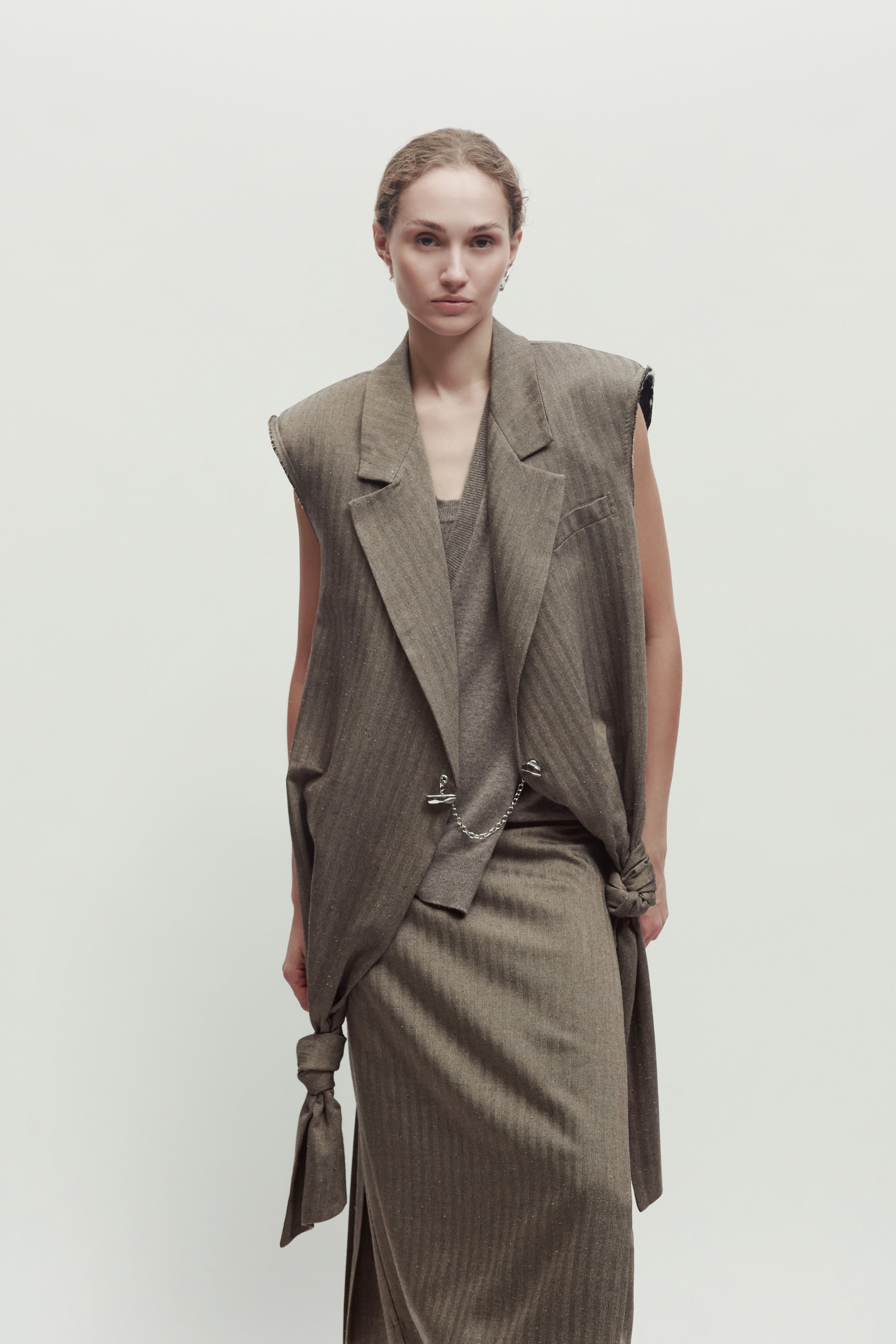 GILET-LEONE